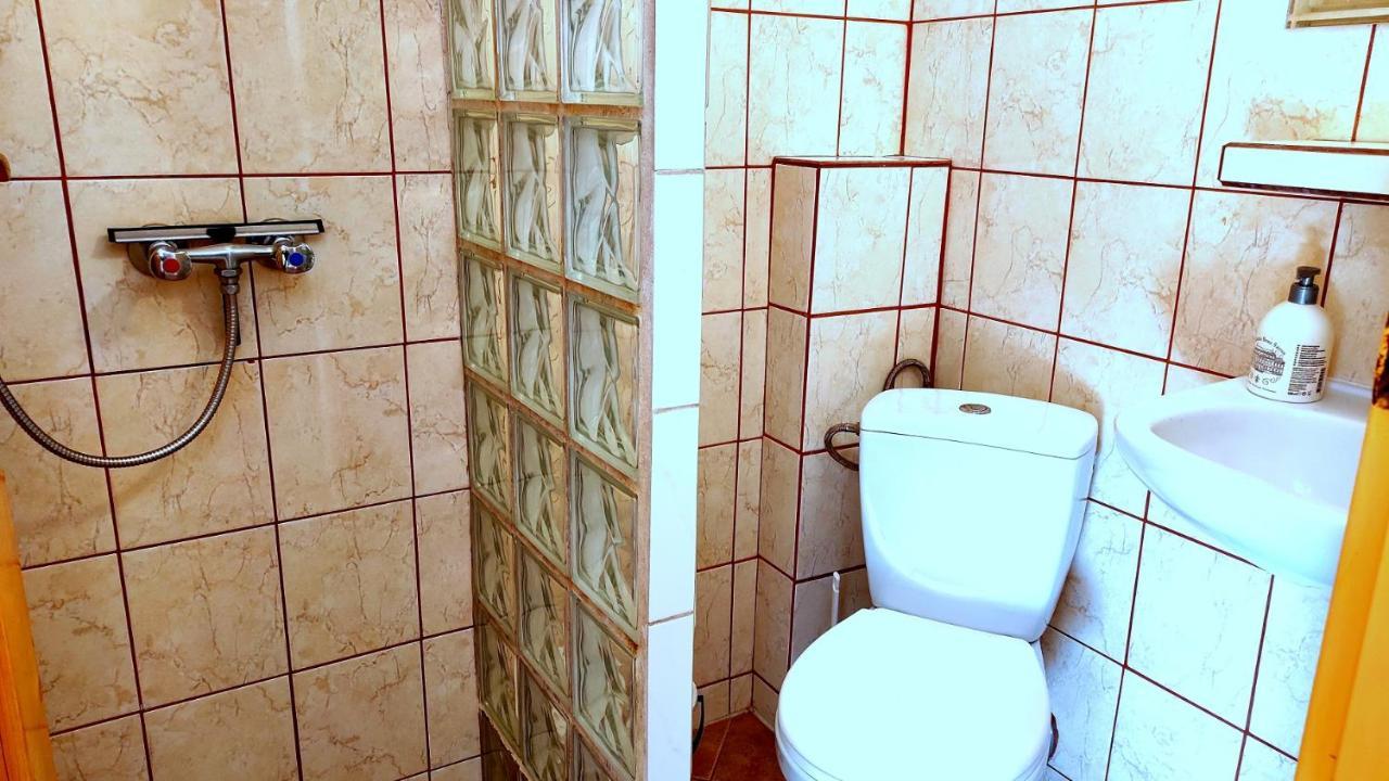 לינה וארוחת בוקר שצ'קלארסקה פוראובה Willa Mona מראה חיצוני תמונה
